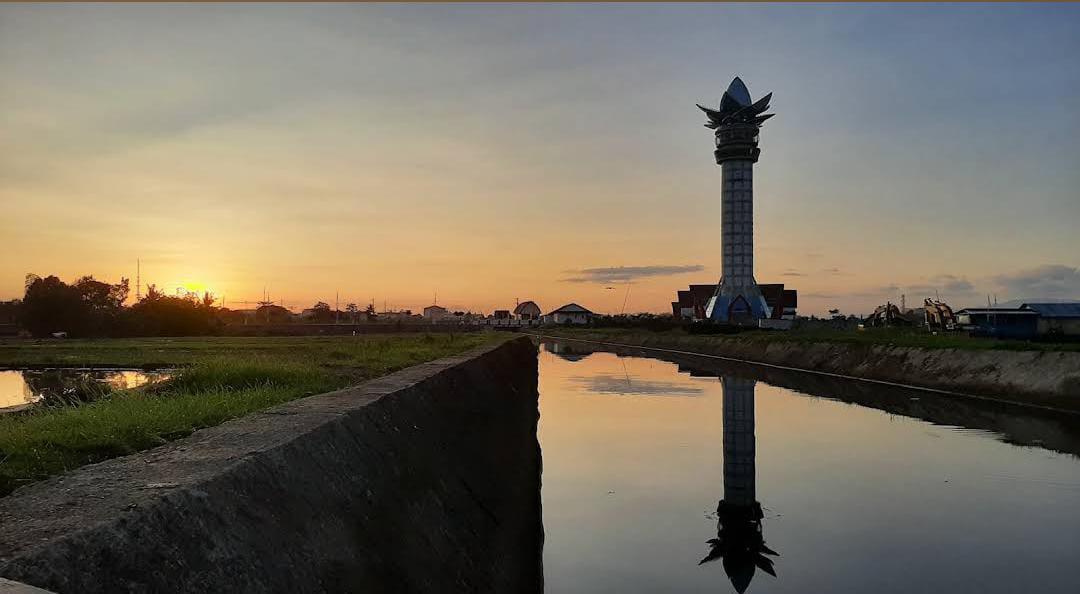 Ikon Banyumas! Inilah 5 Daya Tarik Menara Pandang Teratai Purwokerto